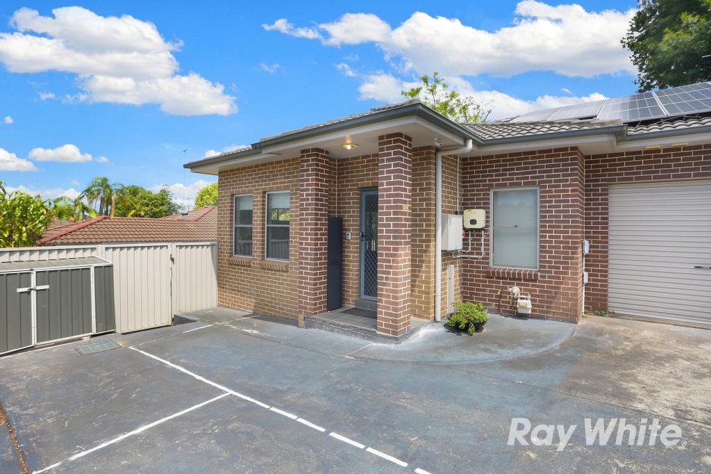 3c Carinya Rd, Girraween, NSW 2145