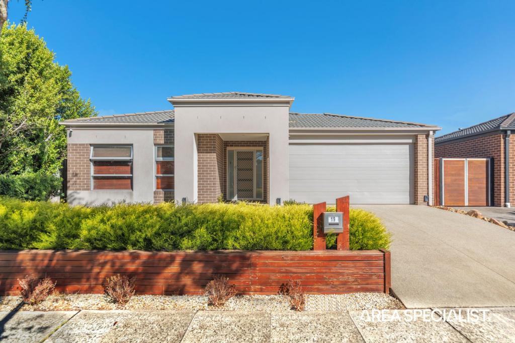 19 Kess Gr, Lyndhurst, VIC 3975