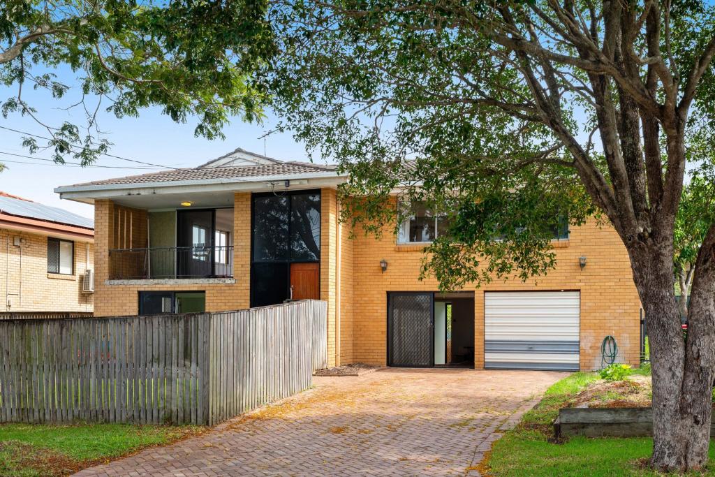 7 Tartarian St, Macgregor, QLD 4109