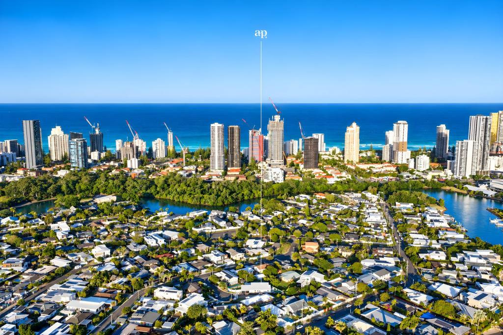 21 Yoorana Pl, Broadbeach Waters, QLD 4218