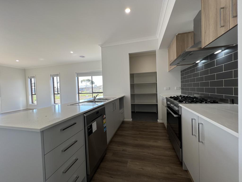 5 Aaron Rd, Tarneit, VIC 3029