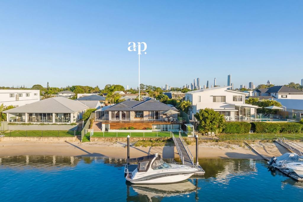 15 Yunga Ct, Broadbeach Waters, QLD 4218