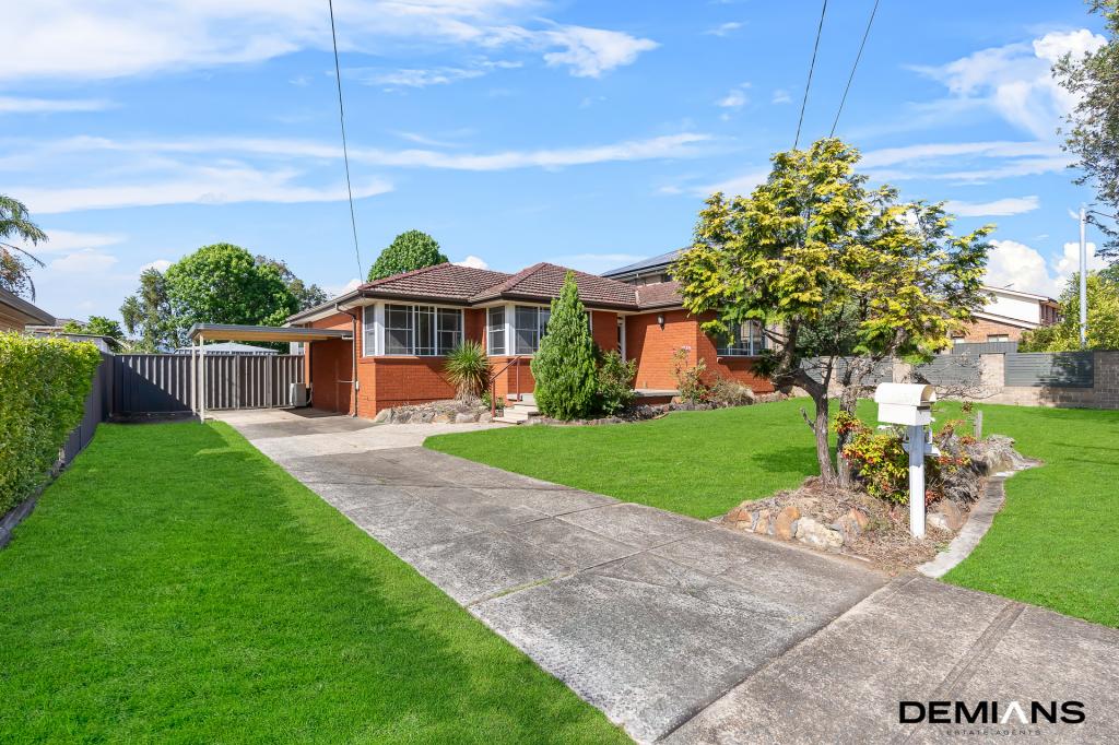 15 Maddecks Ave, Moorebank, NSW 2170