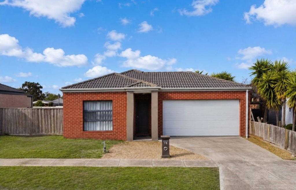 13 Holland Cres, Truganina, VIC 3029