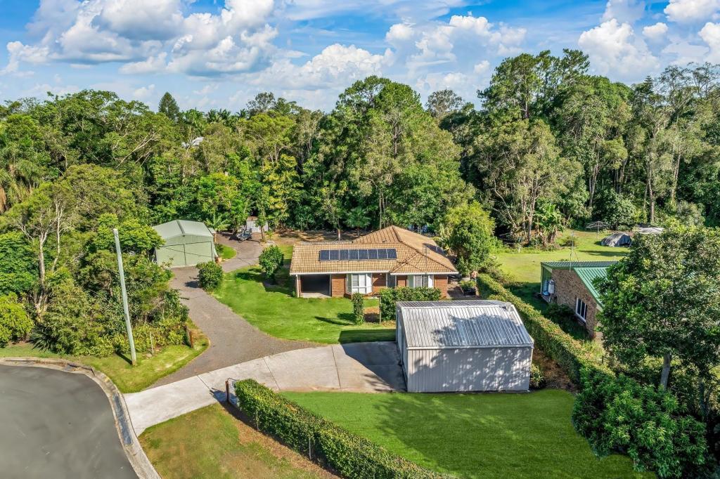 7 Heilig Ct, Glass House Mountains, QLD 4518