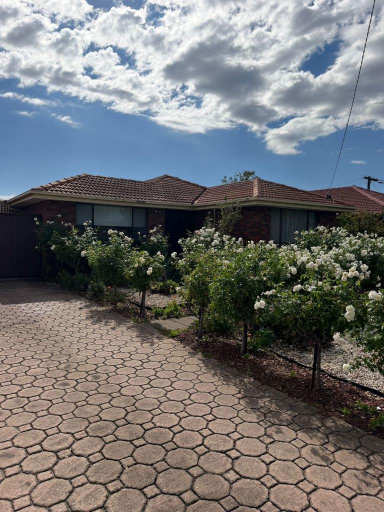 90 Main Rd W, St Albans, VIC 3021