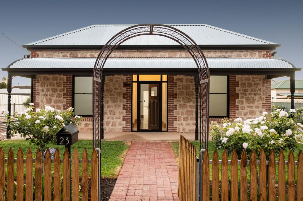 23 Blyth Tce, Moonta, SA 5558