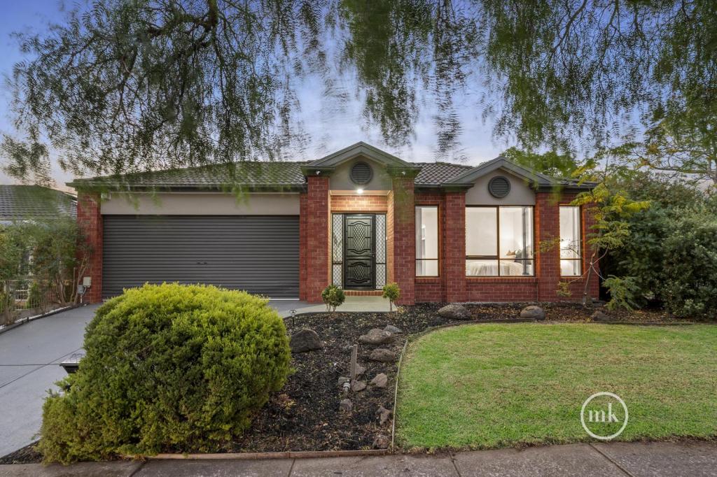 18 BRACKEN WAY, SOUTH MORANG, VIC 3752