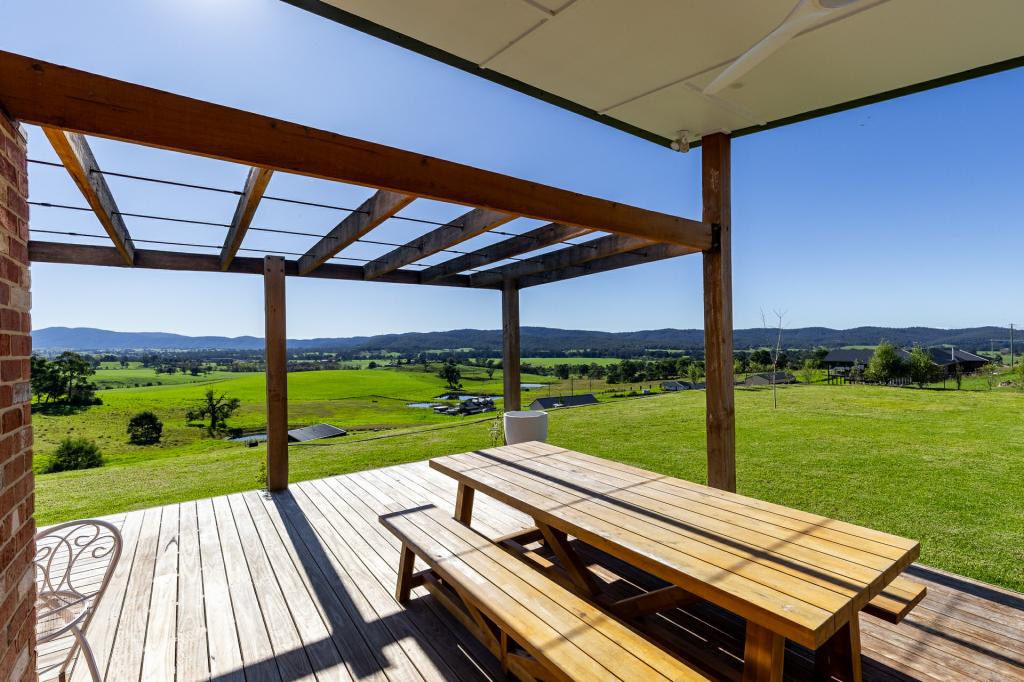 17 Wumbalwarra Dr, Bega, NSW 2550