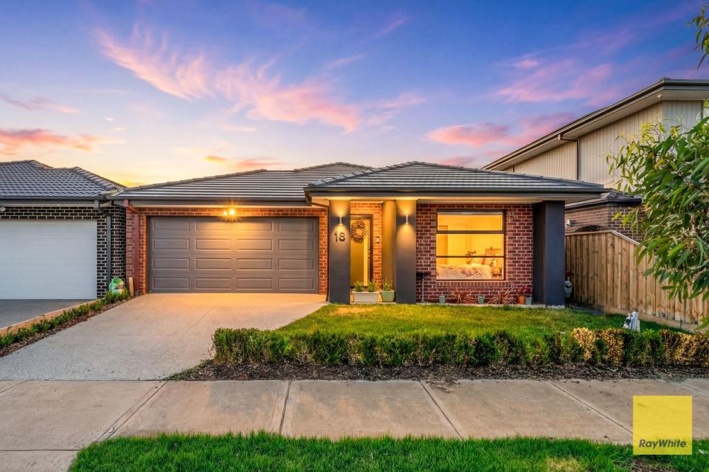 18 CUBAN RD, TARNEIT, VIC 3029