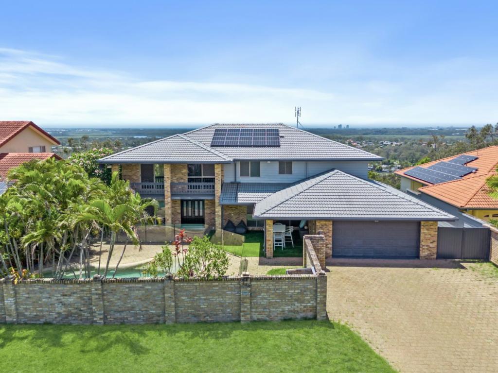 102 Tamworth Dr, Helensvale, QLD 4212