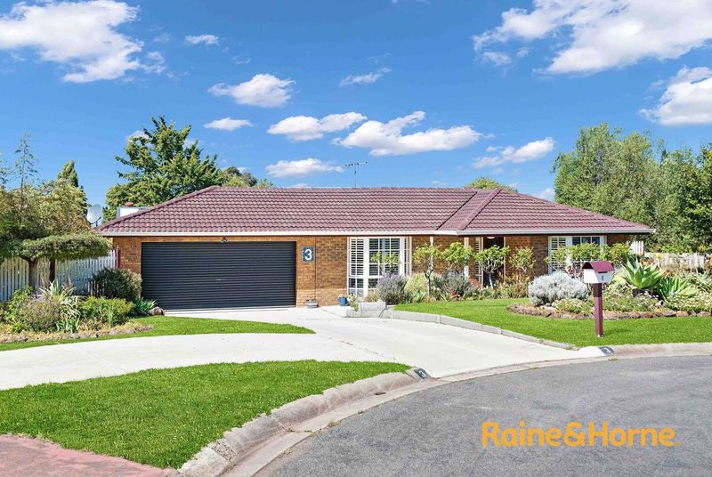 3 WATT CT, BACCHUS MARSH, VIC 3340