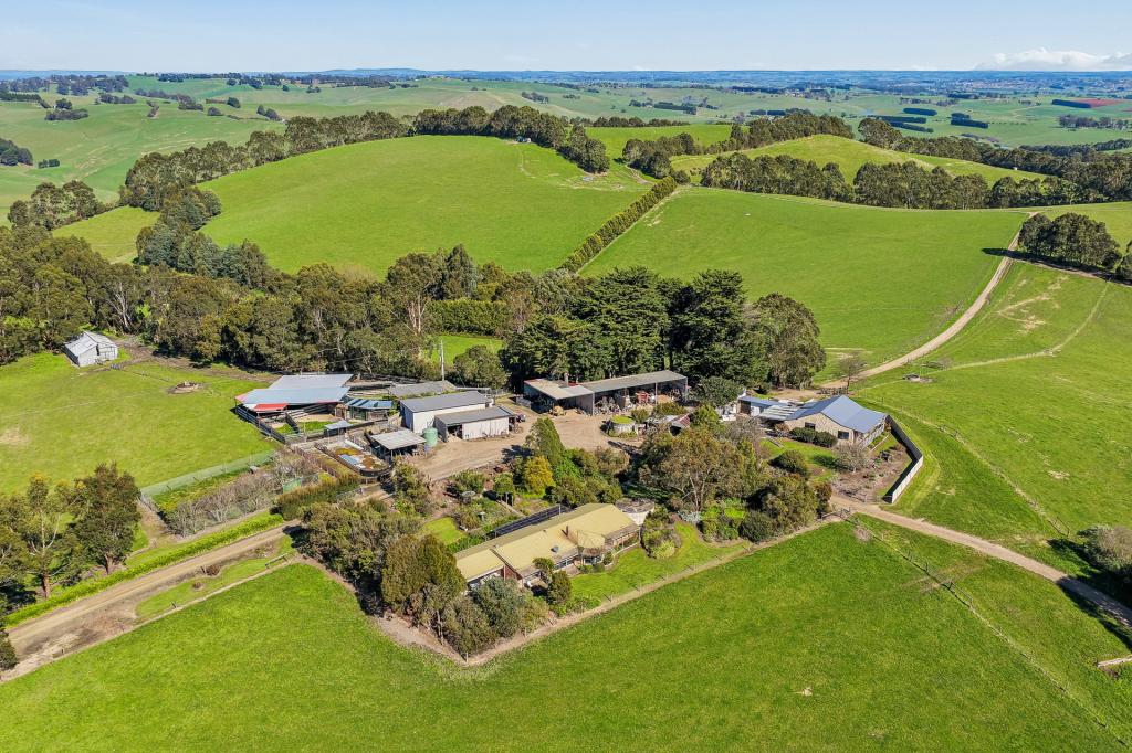 395 Holmes Rd, Berrys Creek, VIC 3953