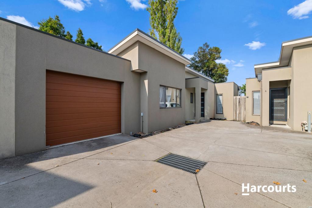 3/10 Snodgrass St, Pakenham, VIC 3810