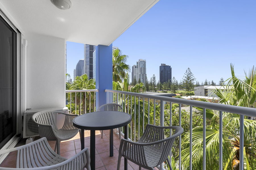 1054/2633 Gold Coast Hwy, Broadbeach, QLD 4218