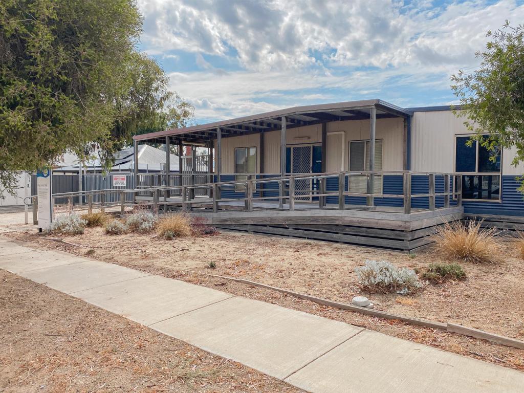 24 Barber St, Pyramid Hill, VIC 3575