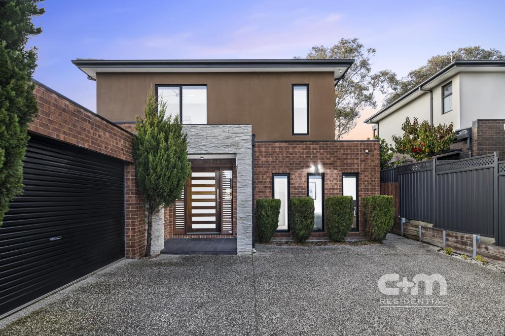 2/4 Grevillia Rd, Oak Park, VIC 3046