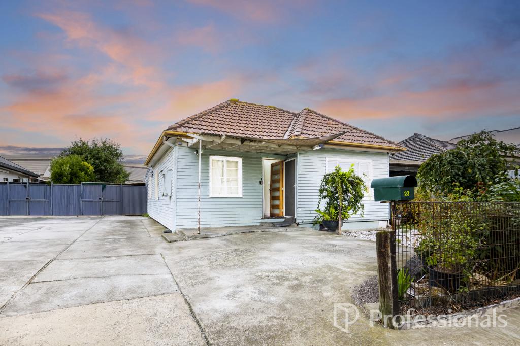 23 GARNET ST, SUNSHINE NORTH, VIC 3020