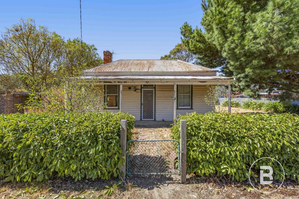 11 Main St, Buangor, VIC 3375