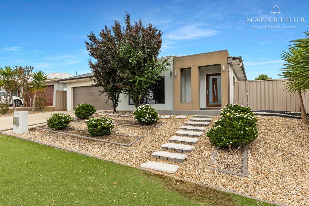 4 WATERHOUSE AVE, LLOYD, NSW 2650