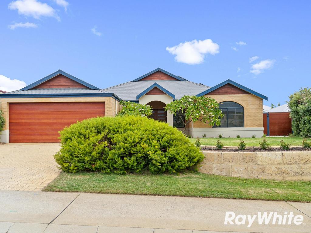 48 Buttercup Pkwy, Halls Head, WA 6210