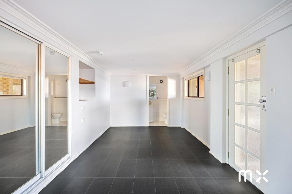 82A BELLEVUE RD, FIGTREE, NSW 2525