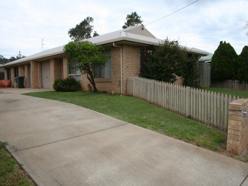 2/24 Weise St, Oakey, QLD 4401