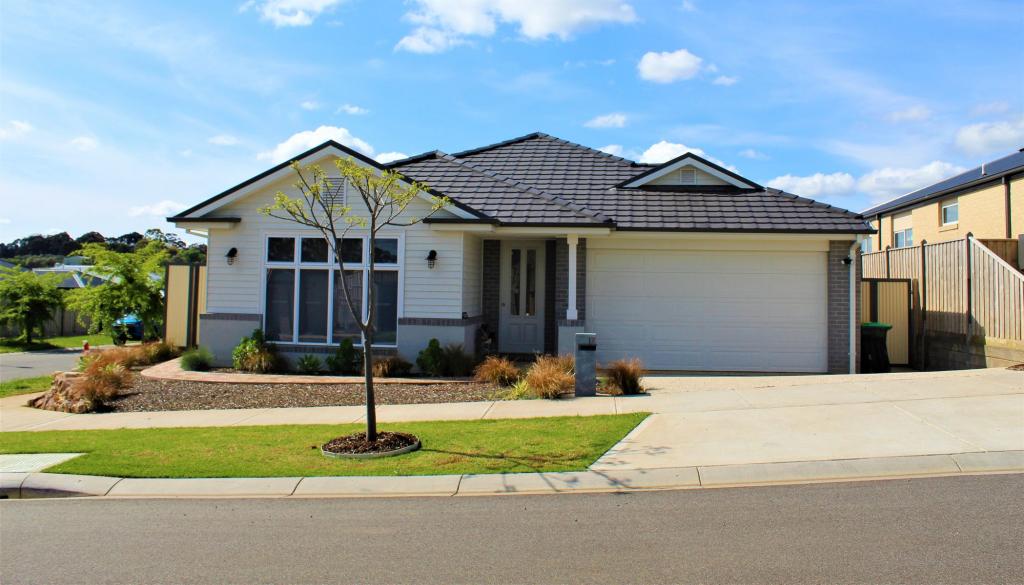 17 Cyathea St, Drouin, VIC 3818
