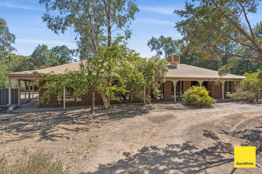 1 Bamboo Ct, Strathfieldsaye, VIC 3551