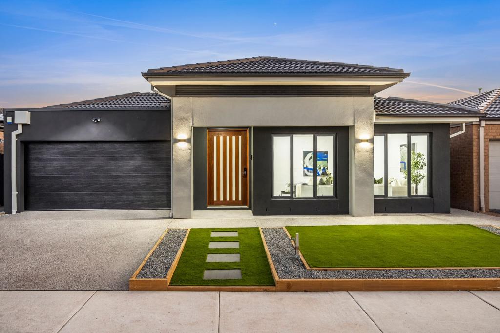 10 SUNLIGHT CCT, LARA, VIC 3212