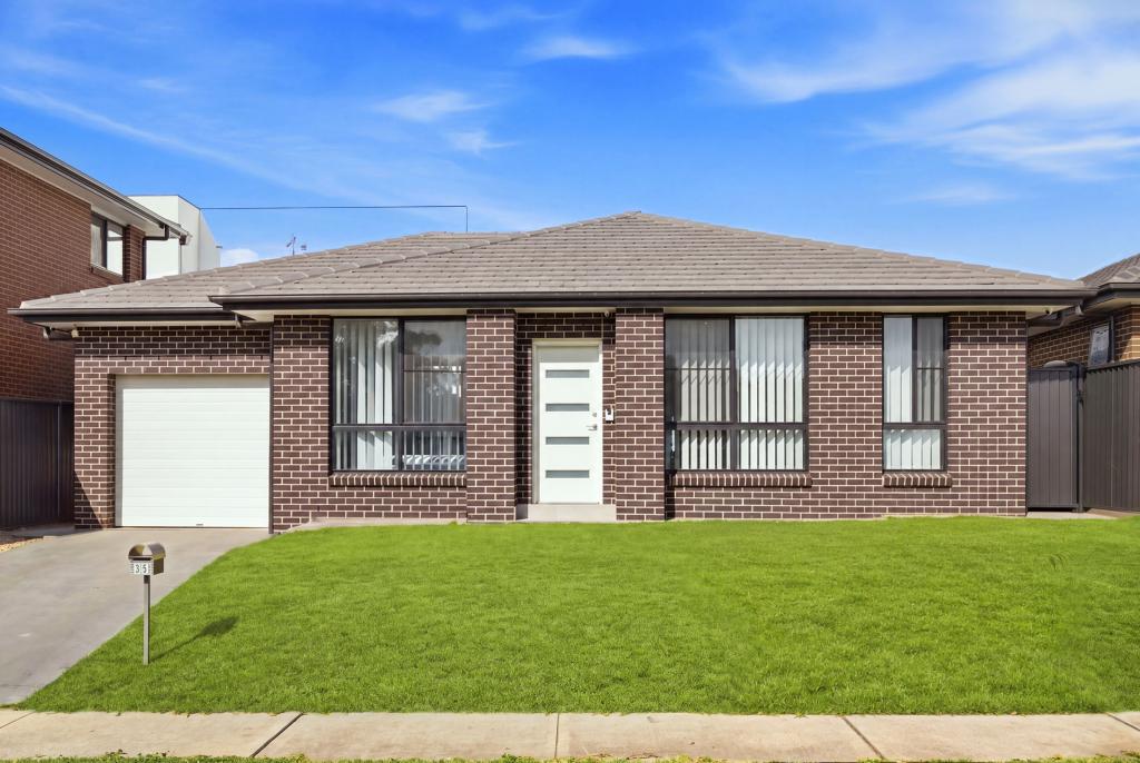 35 Cirrus Dr, Austral, NSW 2179