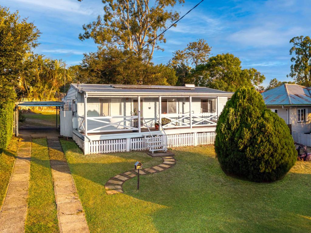 43 Lindsay St, Bundamba, QLD 4304