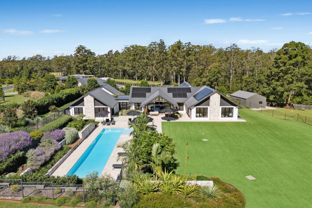 14 Hidden Valley Gr, Bonville, NSW 2450