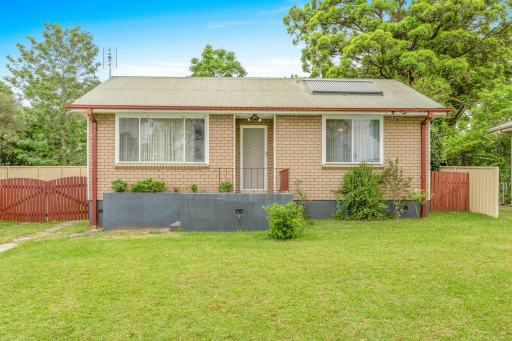 32 Young Ave, Nowra, NSW 2541