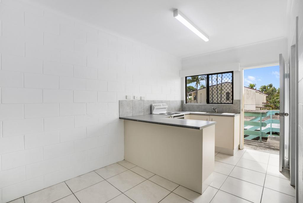 10/22-24 Palm St, Holloways Beach, QLD 4878