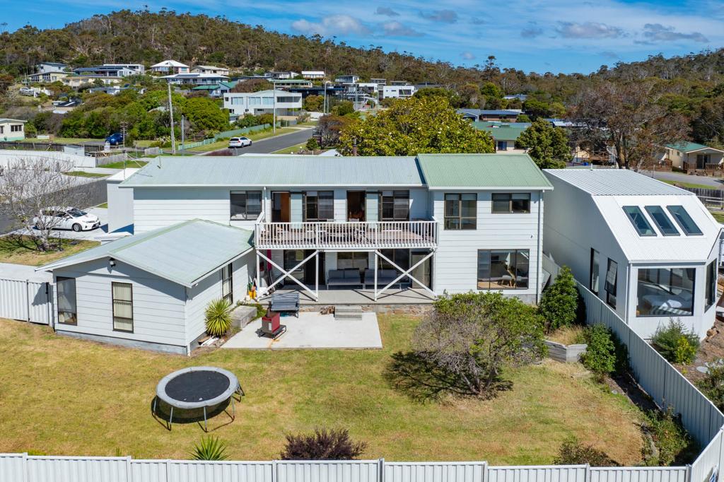 2/31 Gordon St, Bicheno, TAS 7215