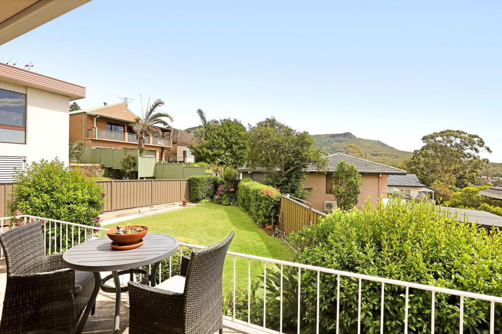 10 Hudson Ave, Balgownie, NSW 2519