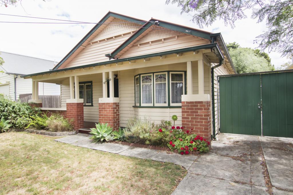 35 Hawthorn St, Coburg, VIC 3058