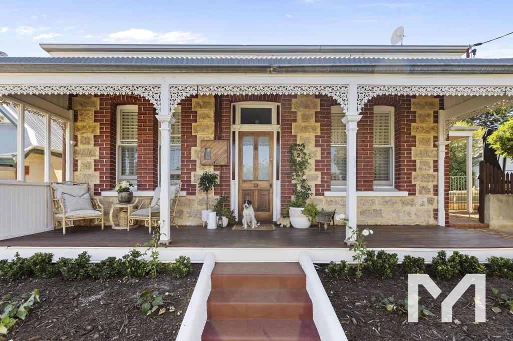 11 Wesley St, South Fremantle, WA 6162