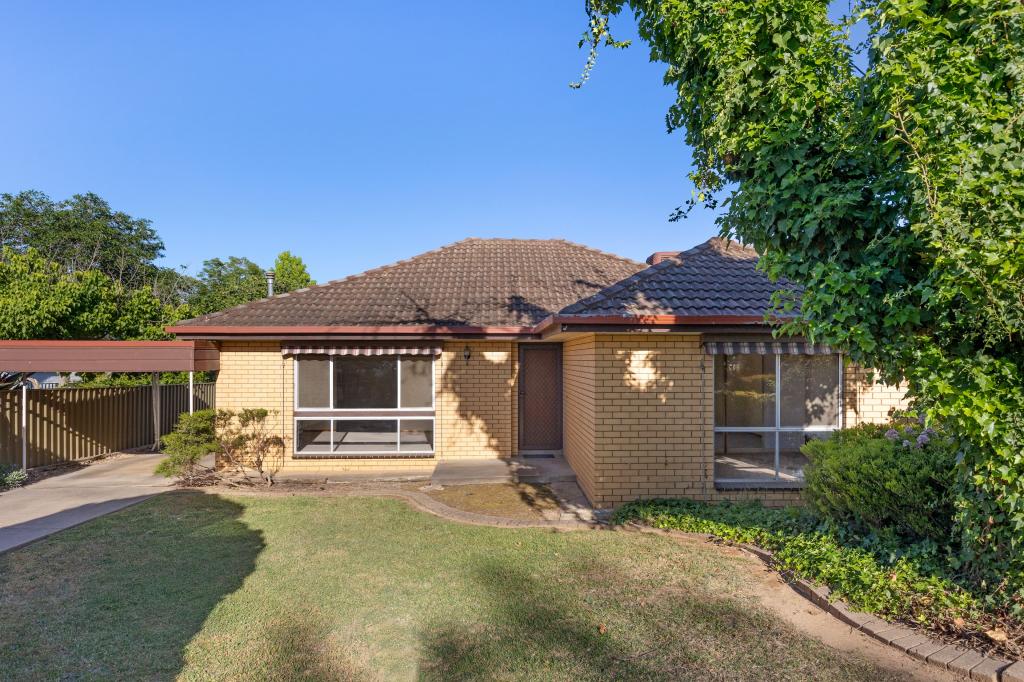 288 Bourke St, Tolland, NSW 2650