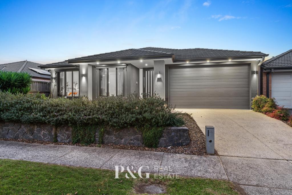 66 RANFURLIE BVD, CRANBOURNE WEST, VIC 3977
