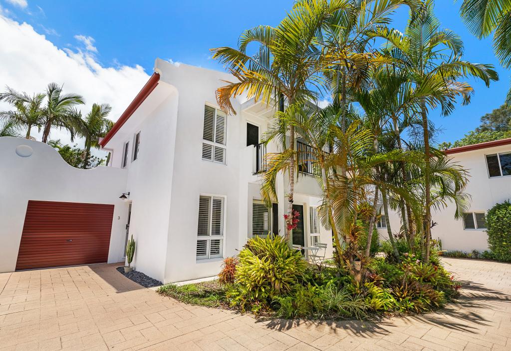 3/5 Stillwater Pl, Noosaville, QLD 4566