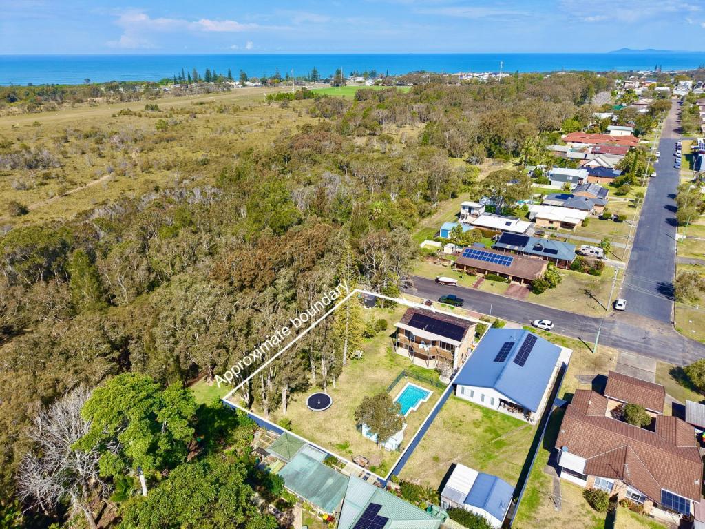 3 Farleigh St, Old Bar, NSW 2430