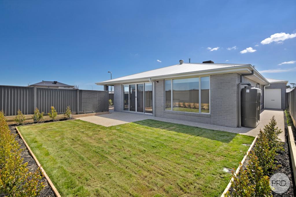 12 Blythen Rd, Lucas, VIC 3350