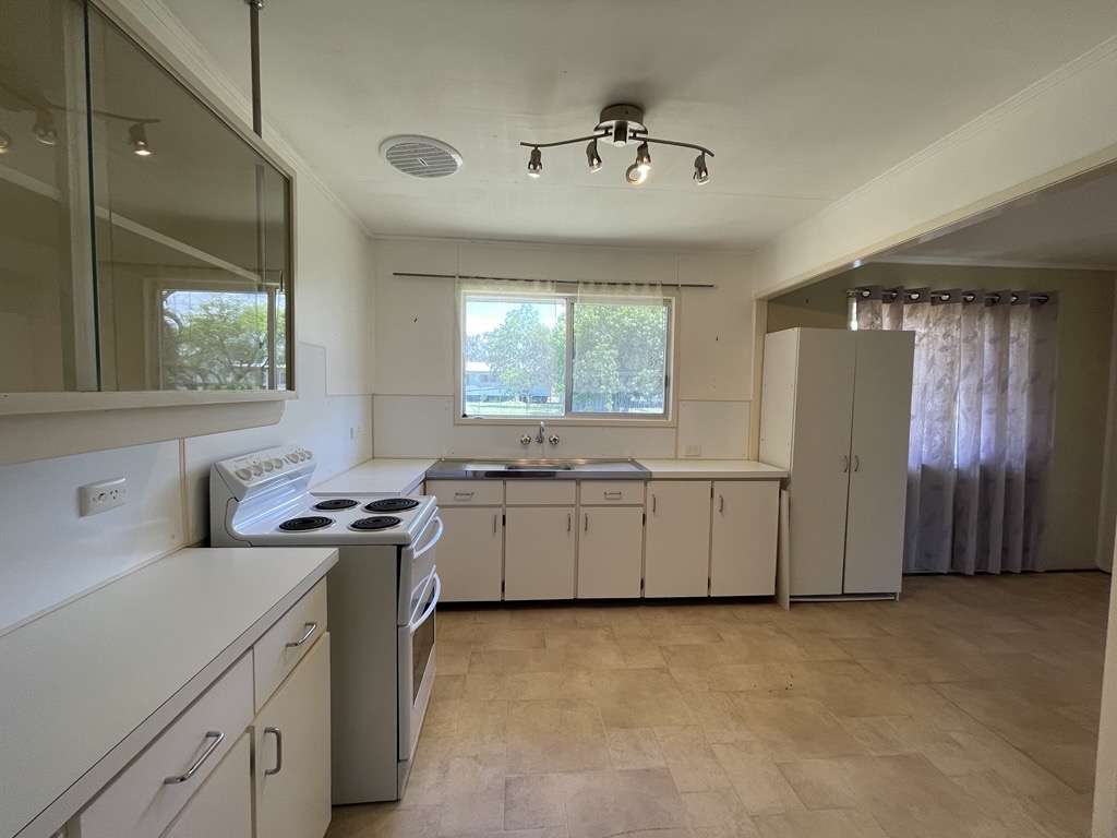 6 Connors St, Dysart, QLD 4745