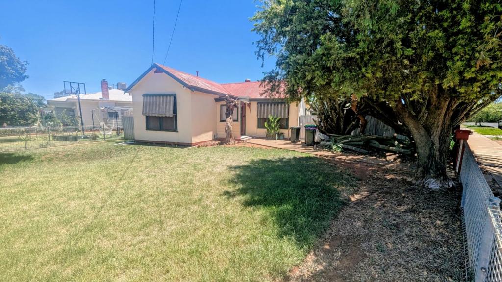 1 VICTORIA CT, MILDURA, VIC 3500