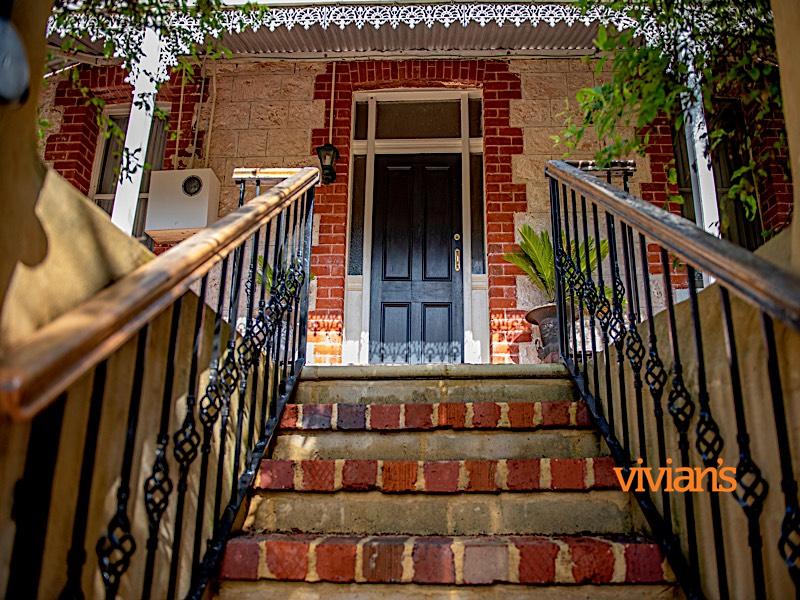 17 Stirling Hwy, North Fremantle, WA 6159