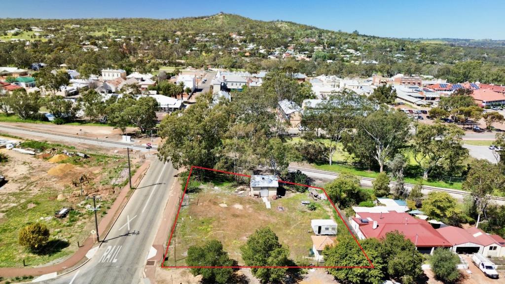 21 Macartney St, York, WA 6302