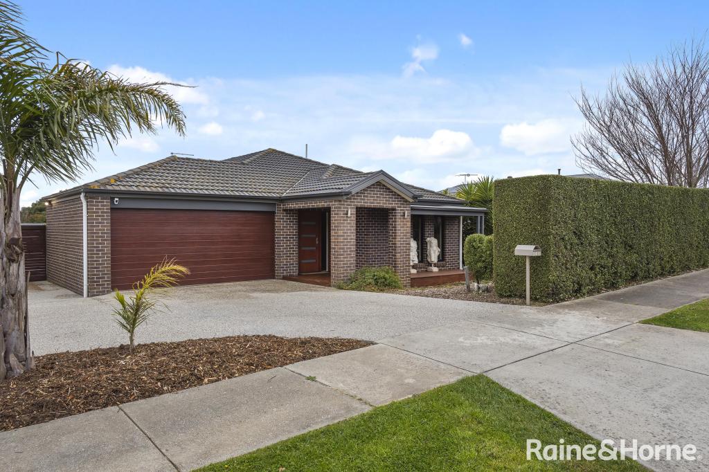 12 Francis Cres, Gisborne, VIC 3437