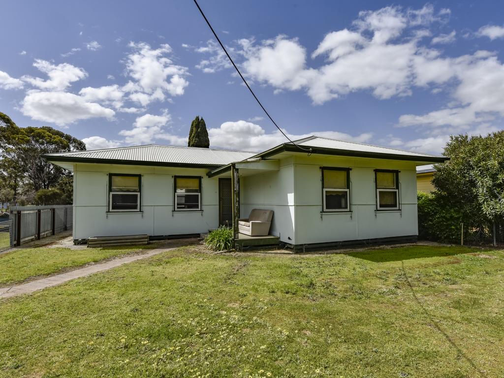 23 Railway Tce, Keith, SA 5267